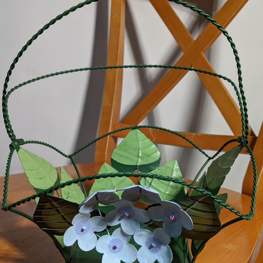 Wire Metal Cute Basket